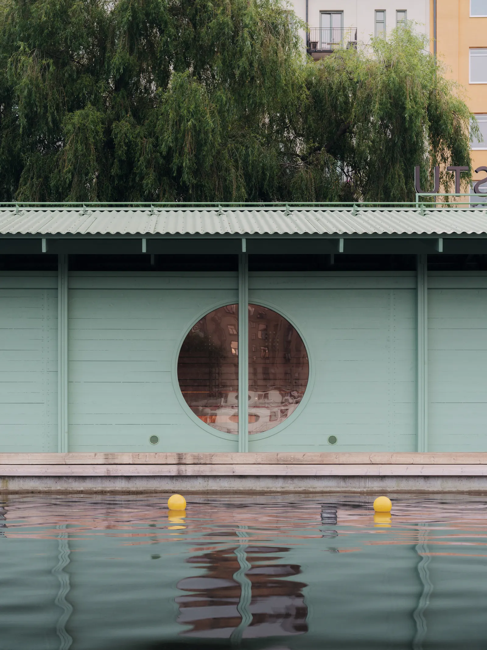 Floating Sauna / DinellJohansson