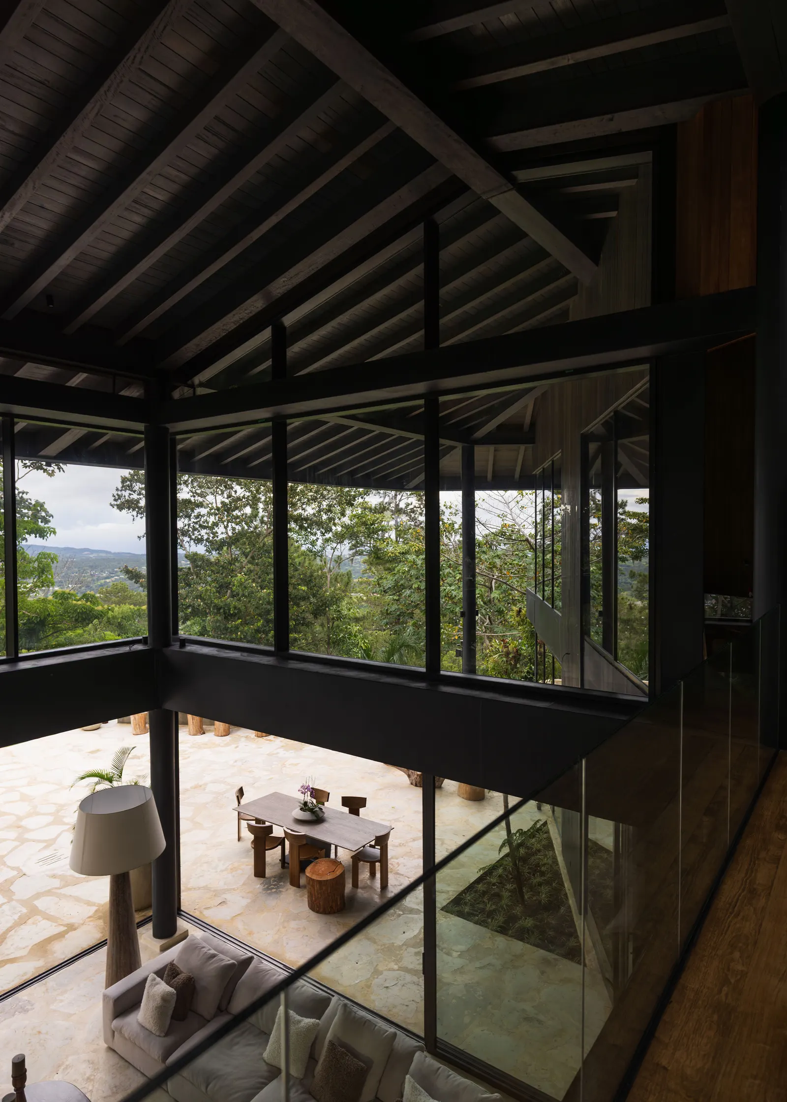 Casa VO / Desangles Abreu Arquitectos & Arkina