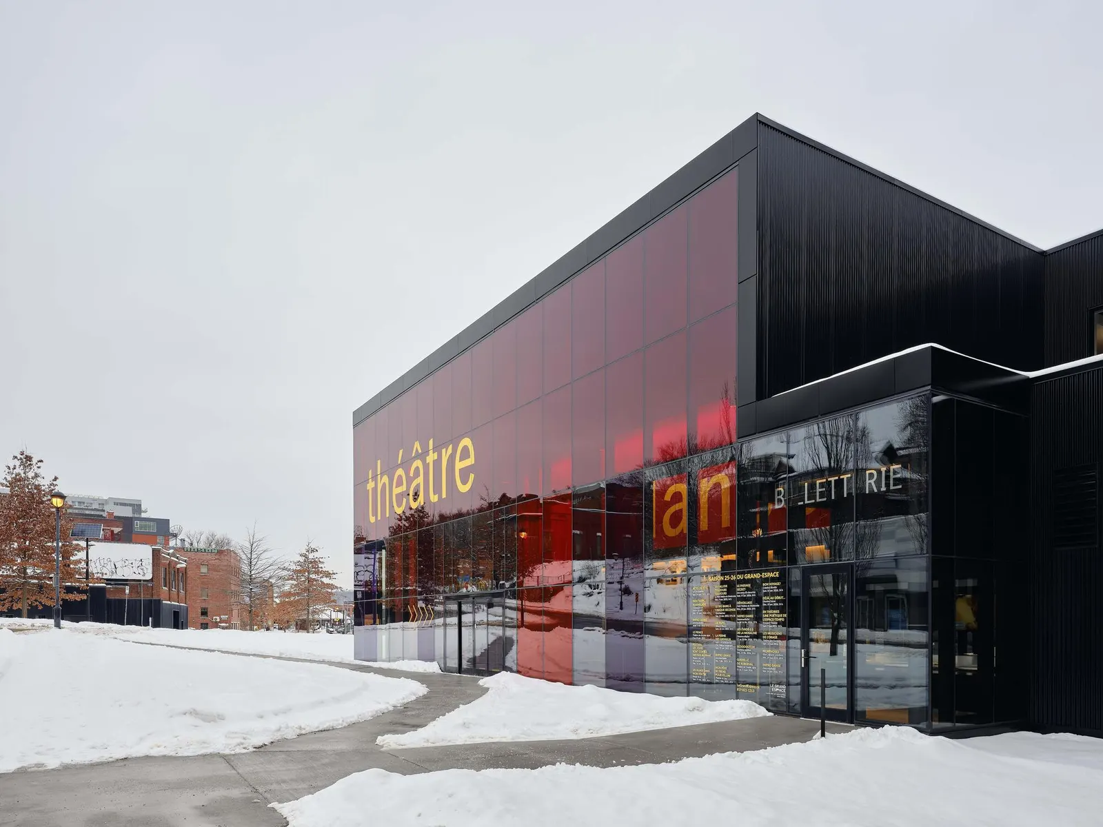 Le Grand-Espace в Шербруке: новая культурная площадка от Atelier Paul Laurendeau и NEUF architect(e)s