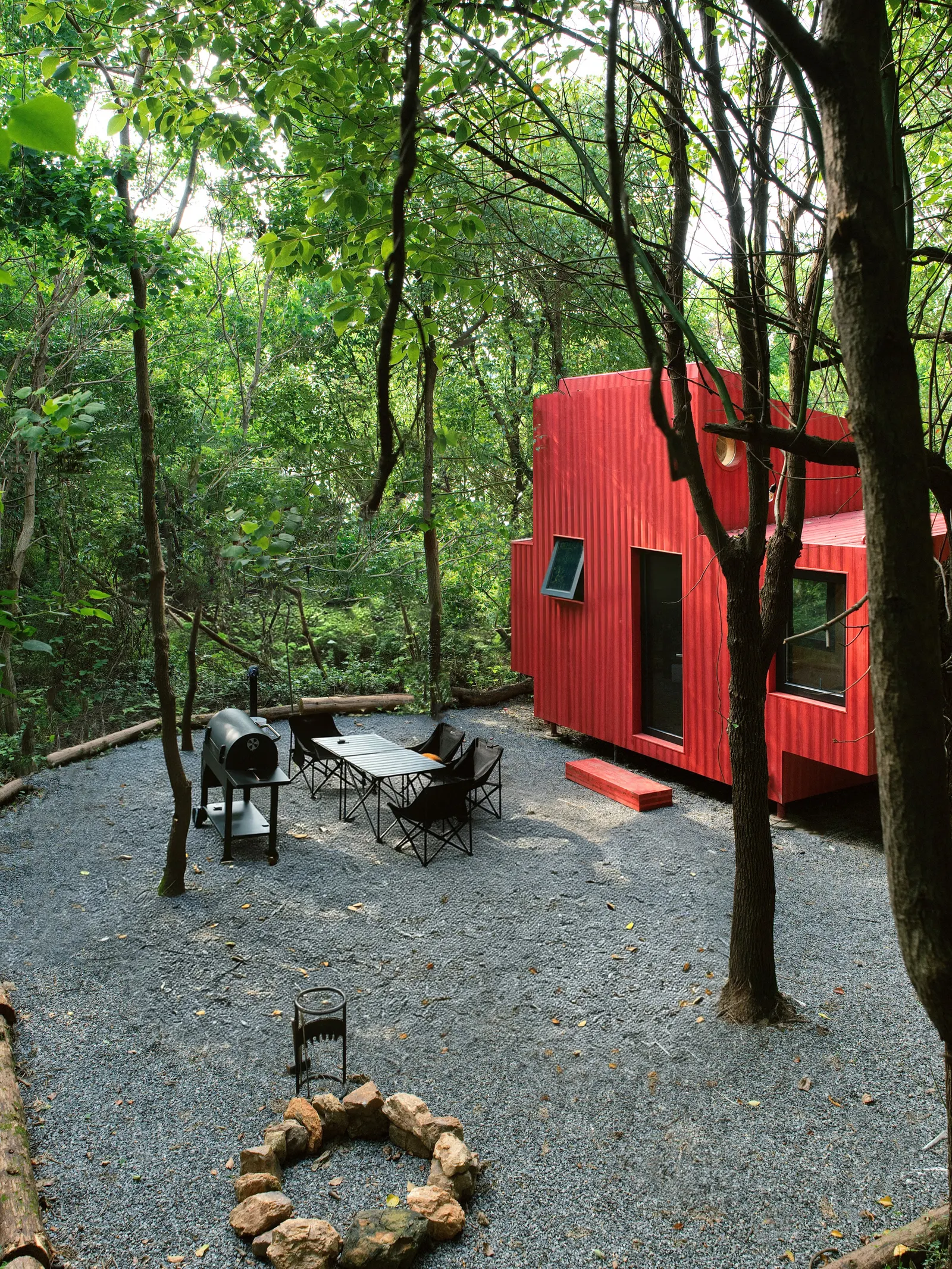 Red Submarine Cabin / Wiki World