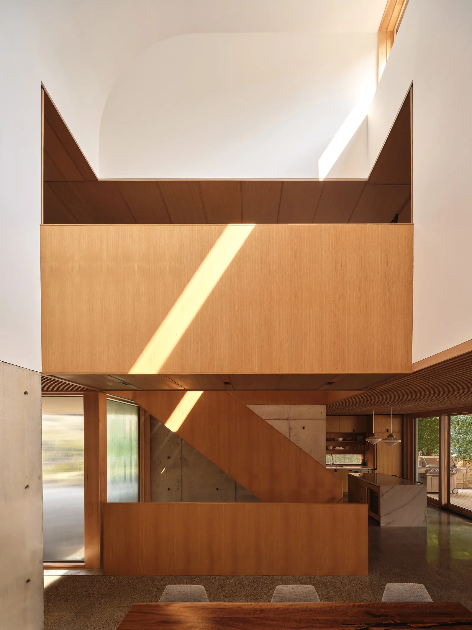 House of Monitors / Williamson Williamson