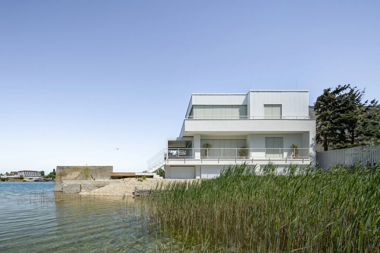 Cabins at the Tip, Sunny Lakes, Senec / ER Atelier