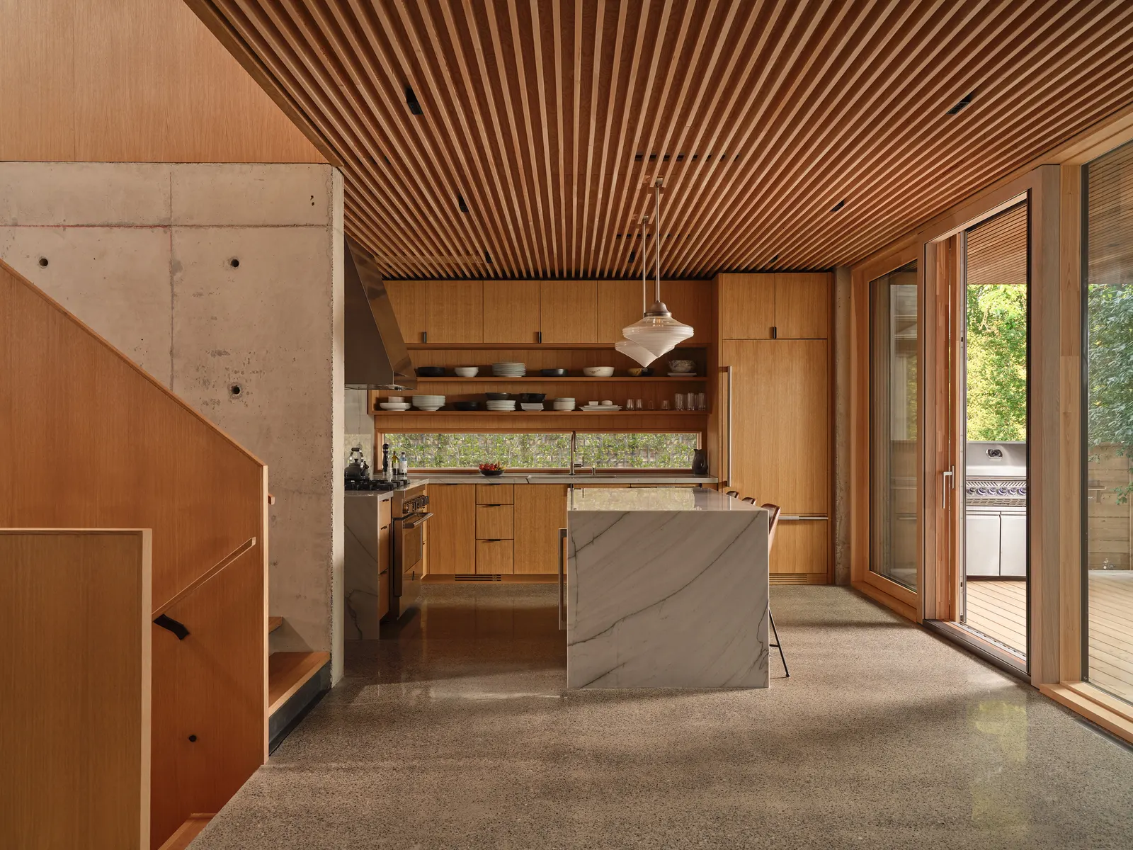 House of Monitors / Williamson Williamson