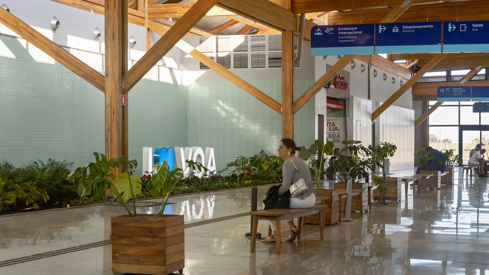 Аэропорт Doutor Leite Lopes State Airport / Bacco Arquitetos Associados