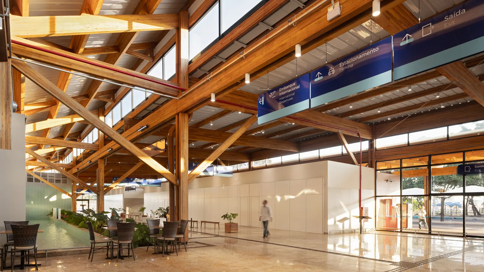Аэропорт Doutor Leite Lopes State Airport / Bacco Arquitetos Associados