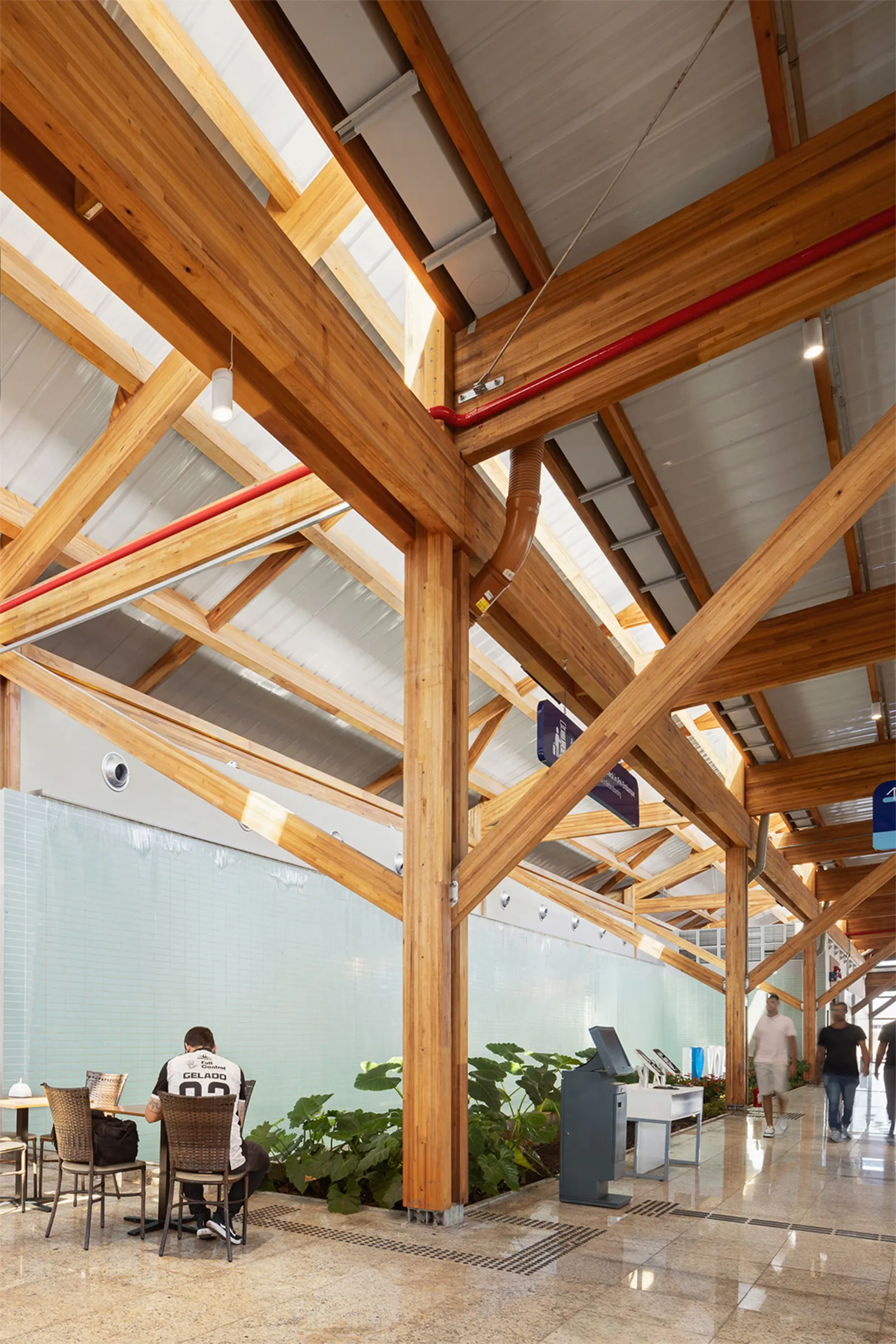 Аэропорт Doutor Leite Lopes State Airport / Bacco Arquitetos Associados