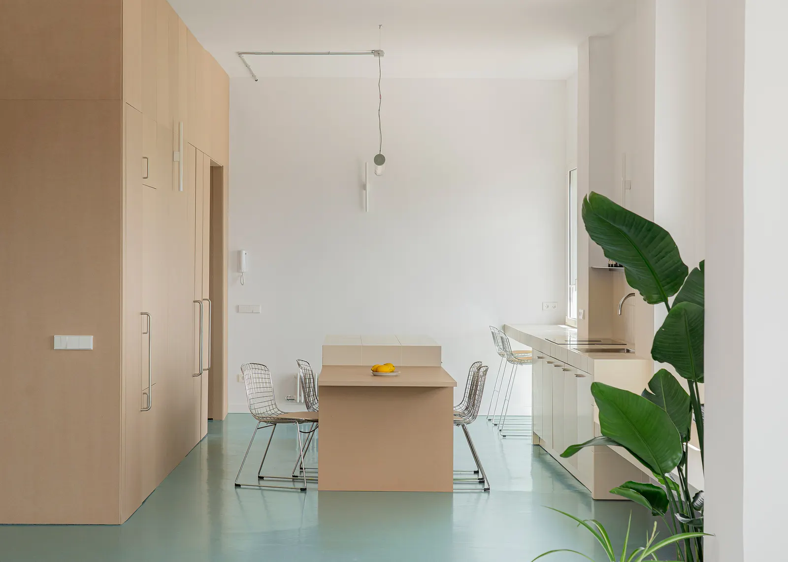 Espacio Aguacate / ALE Estudio