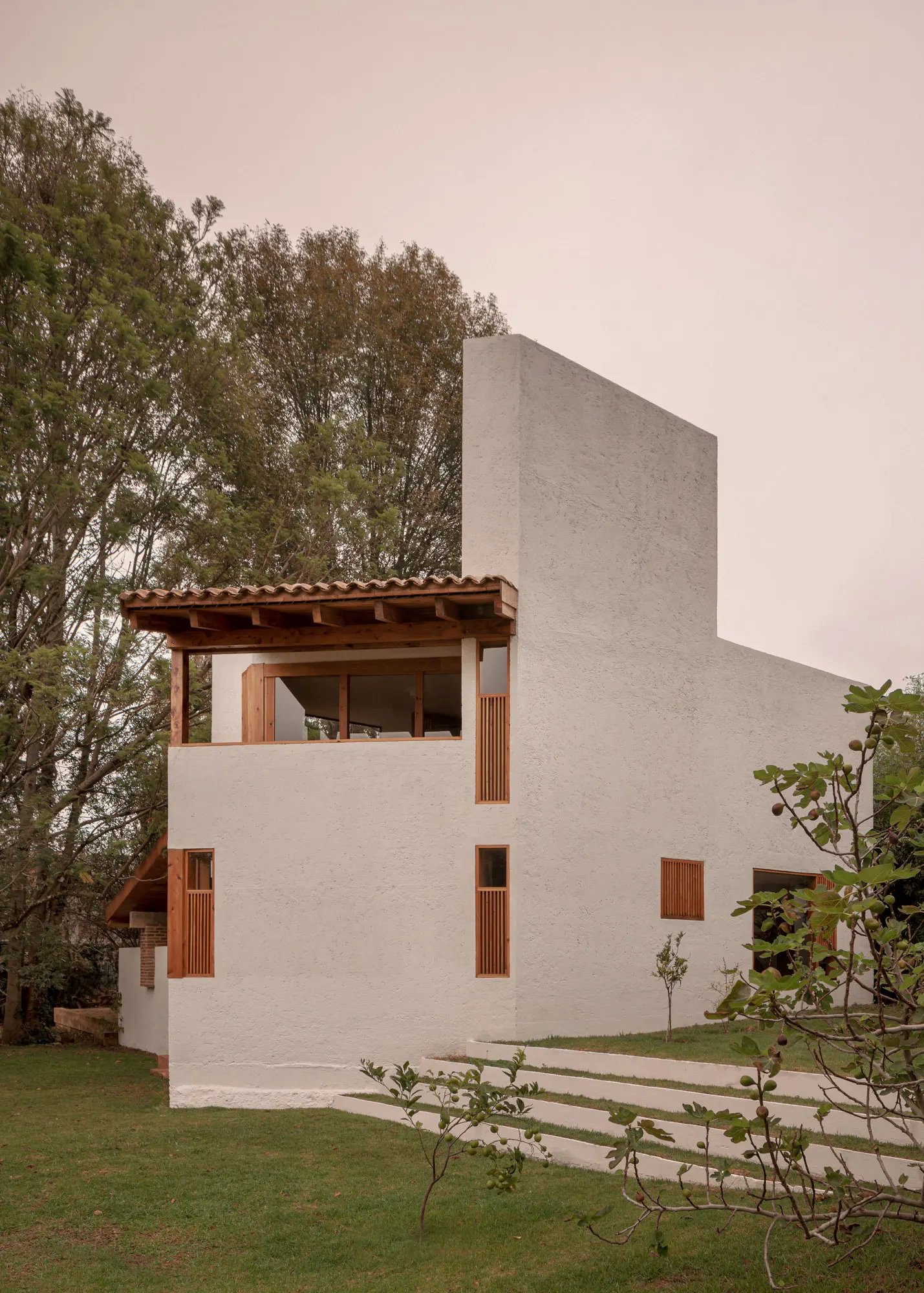 Casa Amona / COLAR Colectivo de Arquitectura
