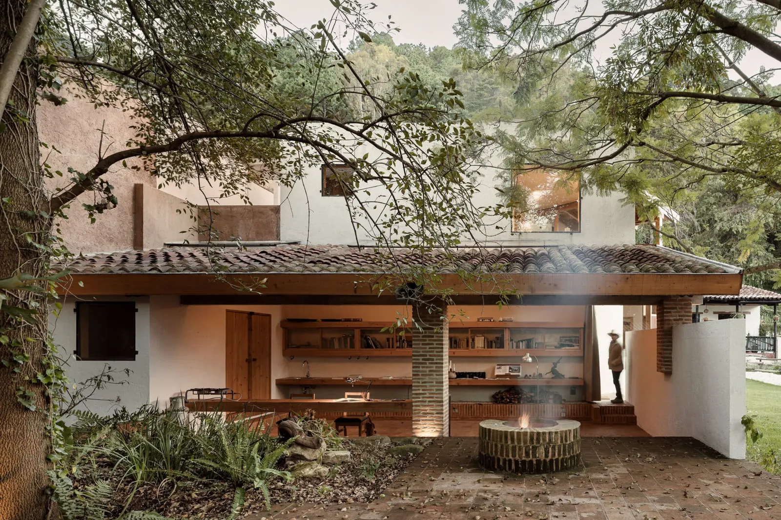 Casa Amona / COLAR Colectivo de Arquitectura