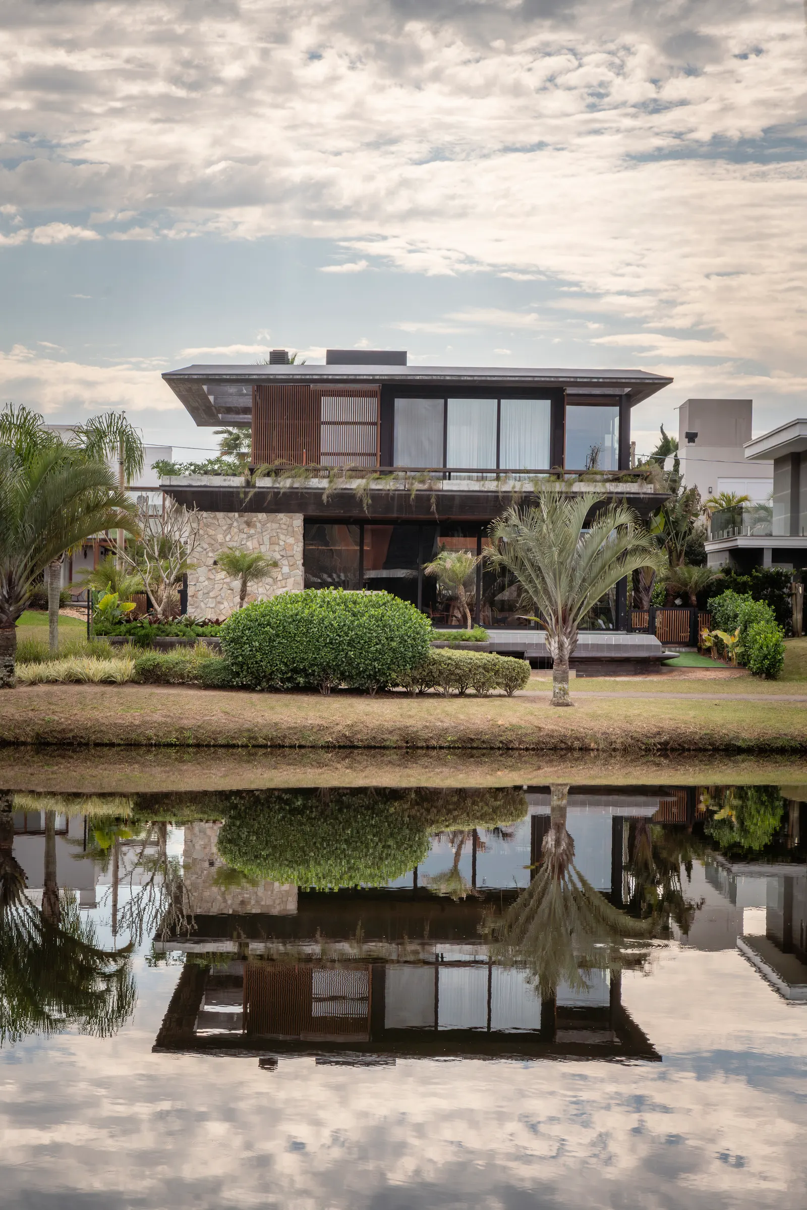 Ocean House / Biazus Arquitetura