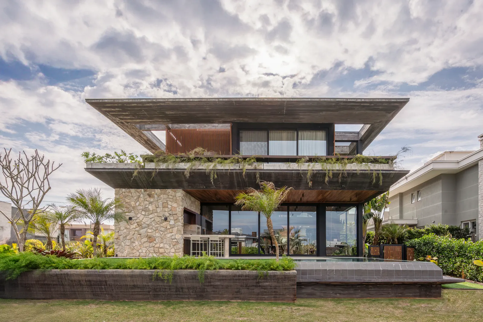 Ocean House / Biazus Arquitetura