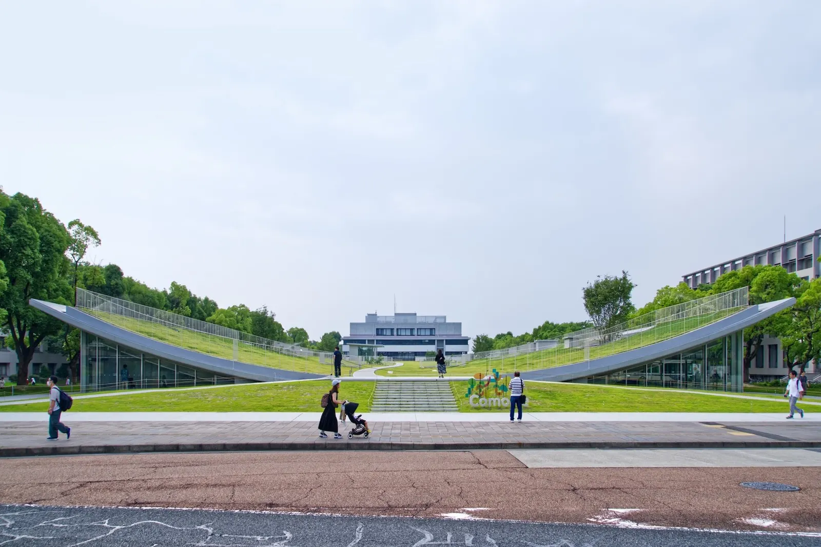 Common Nexus University / Tetsuo Kobori Architects