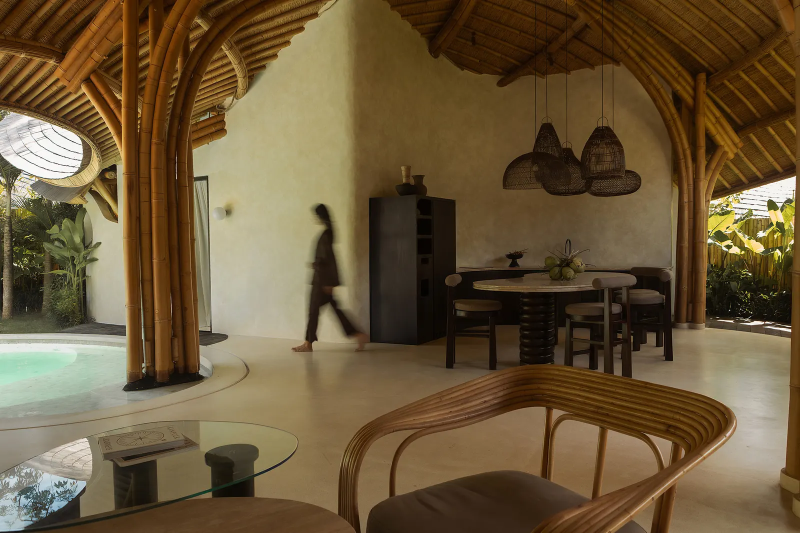 Kaymana Earth Villa / Pablo Luna Studio