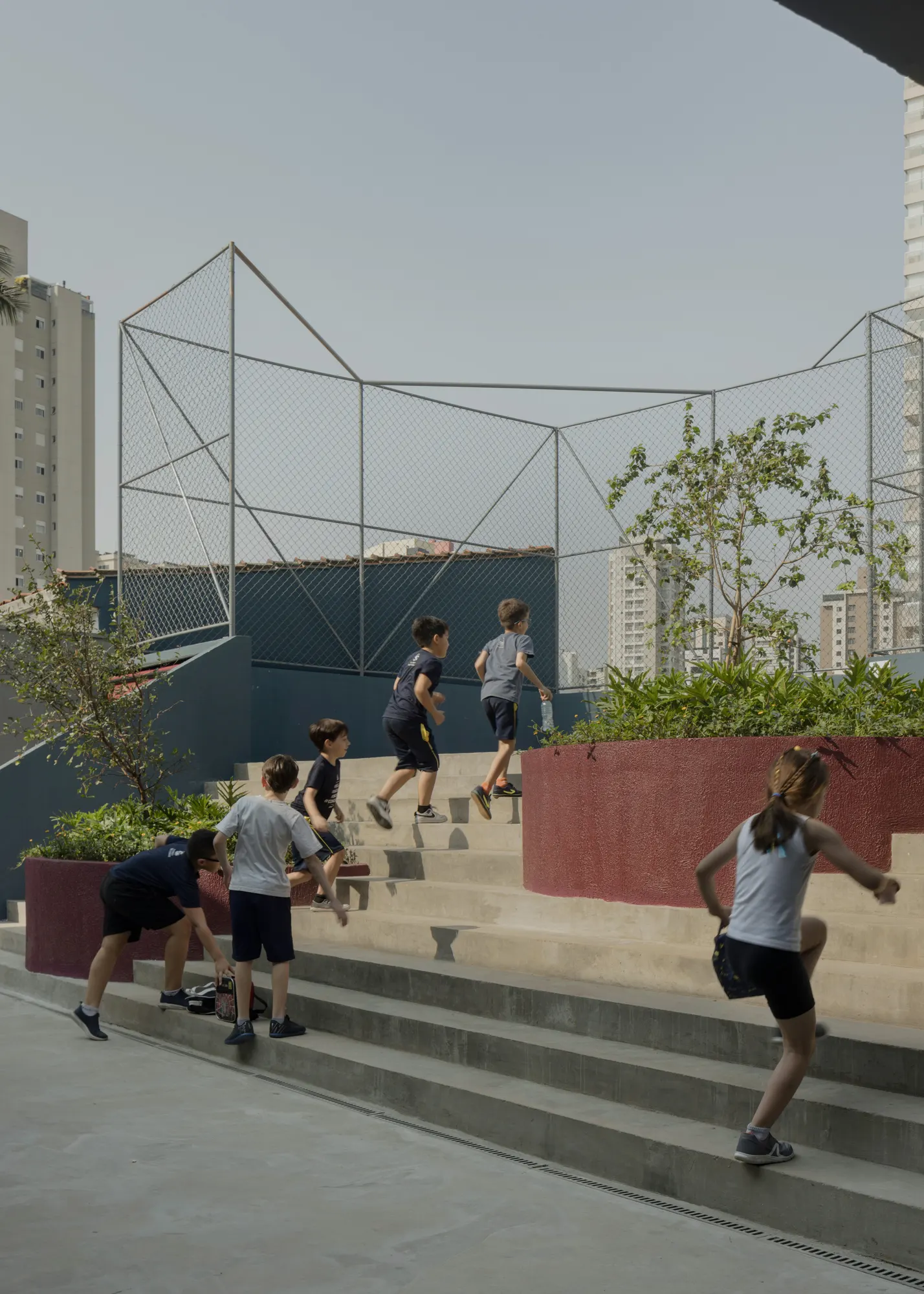 Colégio São Sabas / Guido Otero Arquitetura