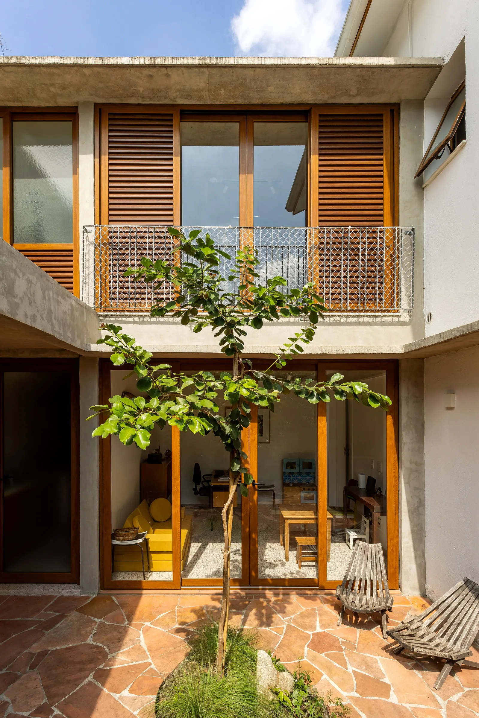 Реконструкция таунхауса Lapa / Estudio Piloti Arquitetura