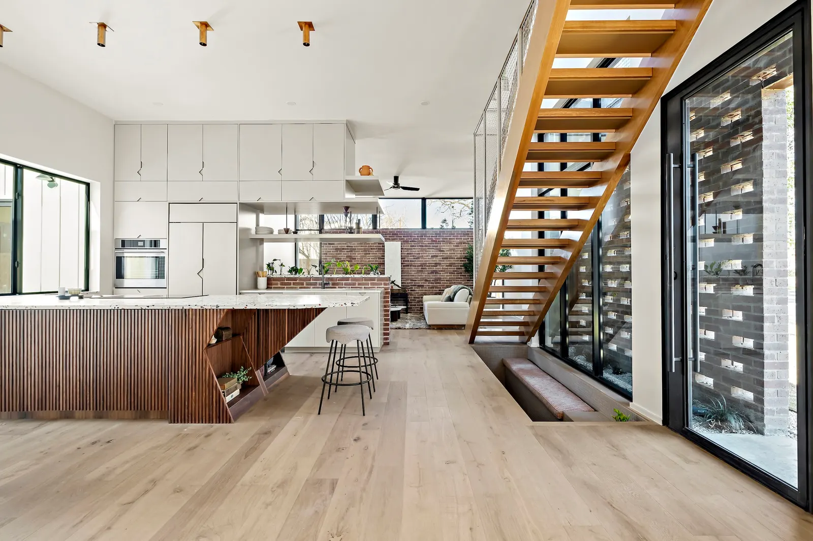 Garner Residence / Davey McEathron Architecture