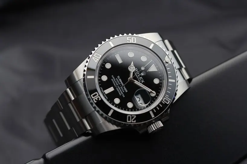 Helvetus переосмысливает ремешок для Rolex с помощью FKM-резины
