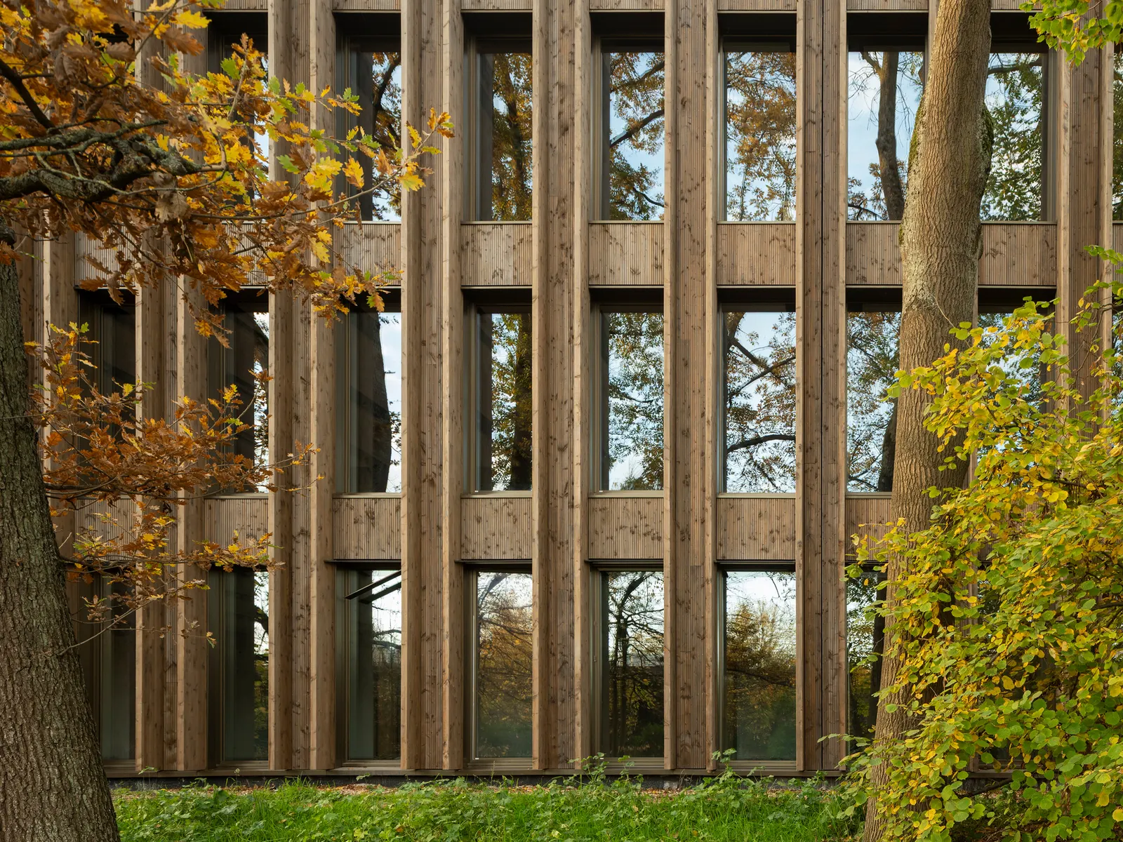 IXCAMPUS / Baumschlager Eberle Architekten
