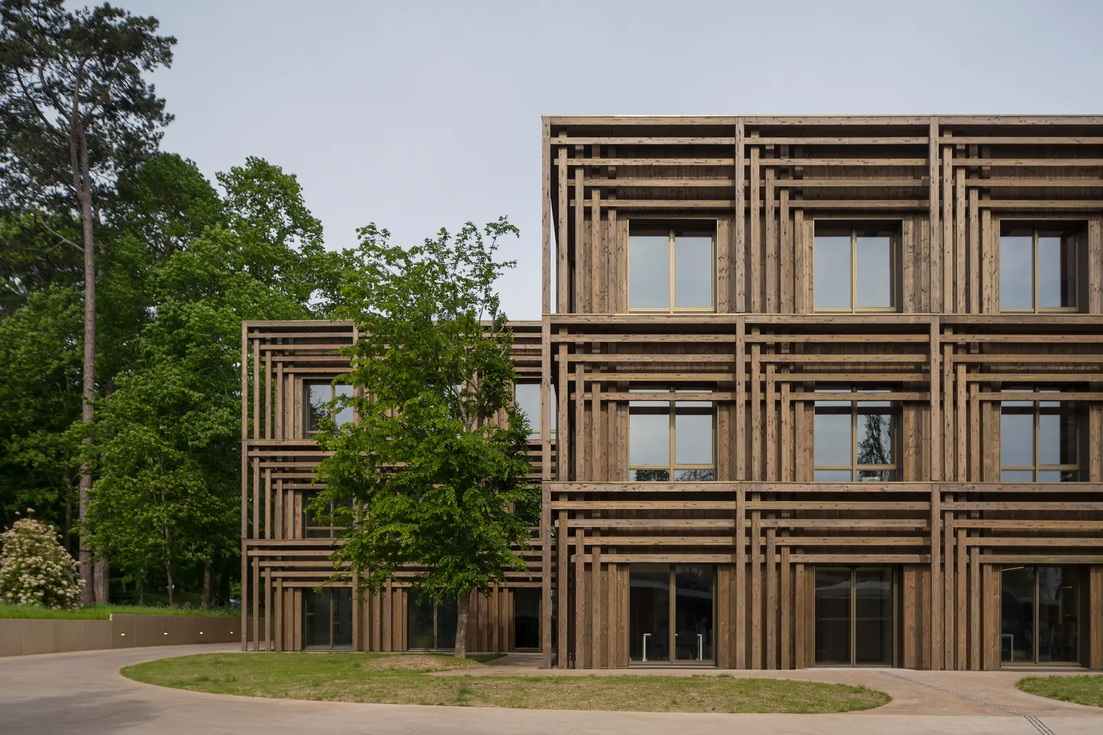 IXCAMPUS / Baumschlager Eberle Architekten
