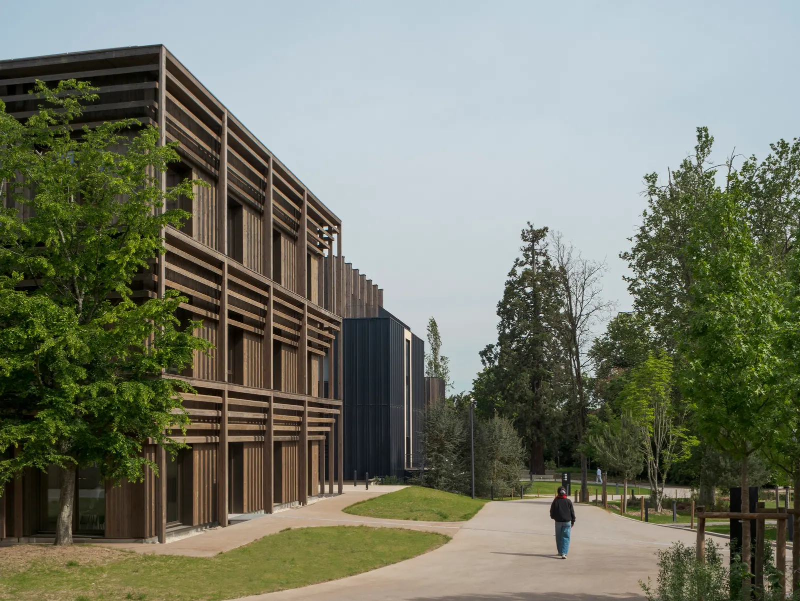 IXCAMPUS / Baumschlager Eberle Architekten