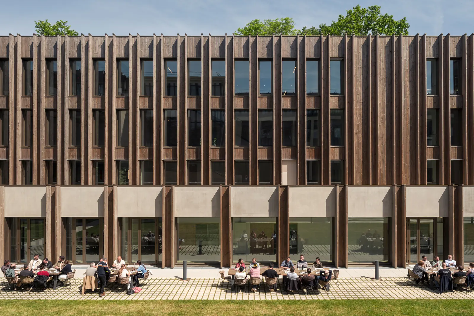 IXCAMPUS / Baumschlager Eberle Architekten