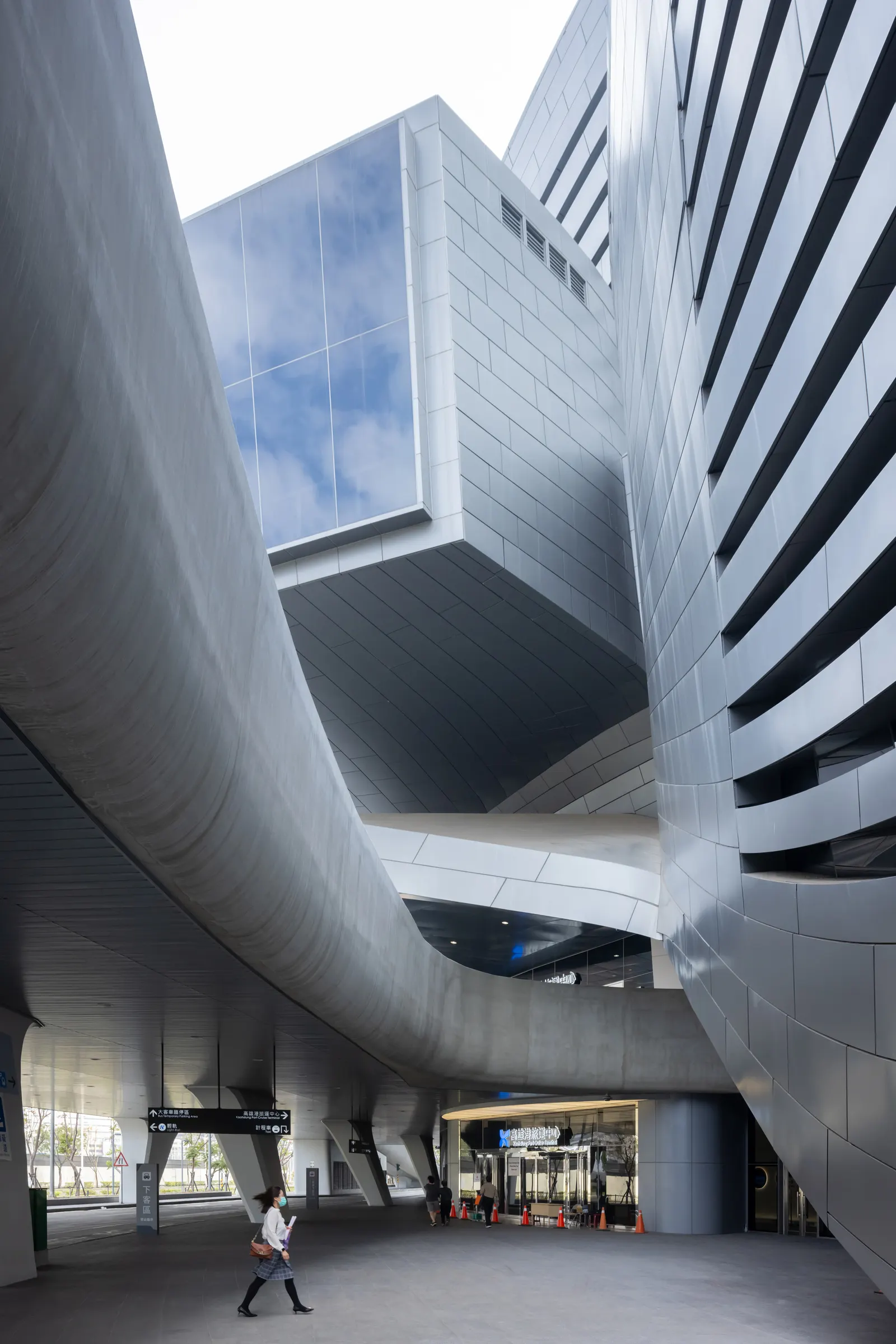 Kaohsiung Port Terminal / RUR Architecture DPC