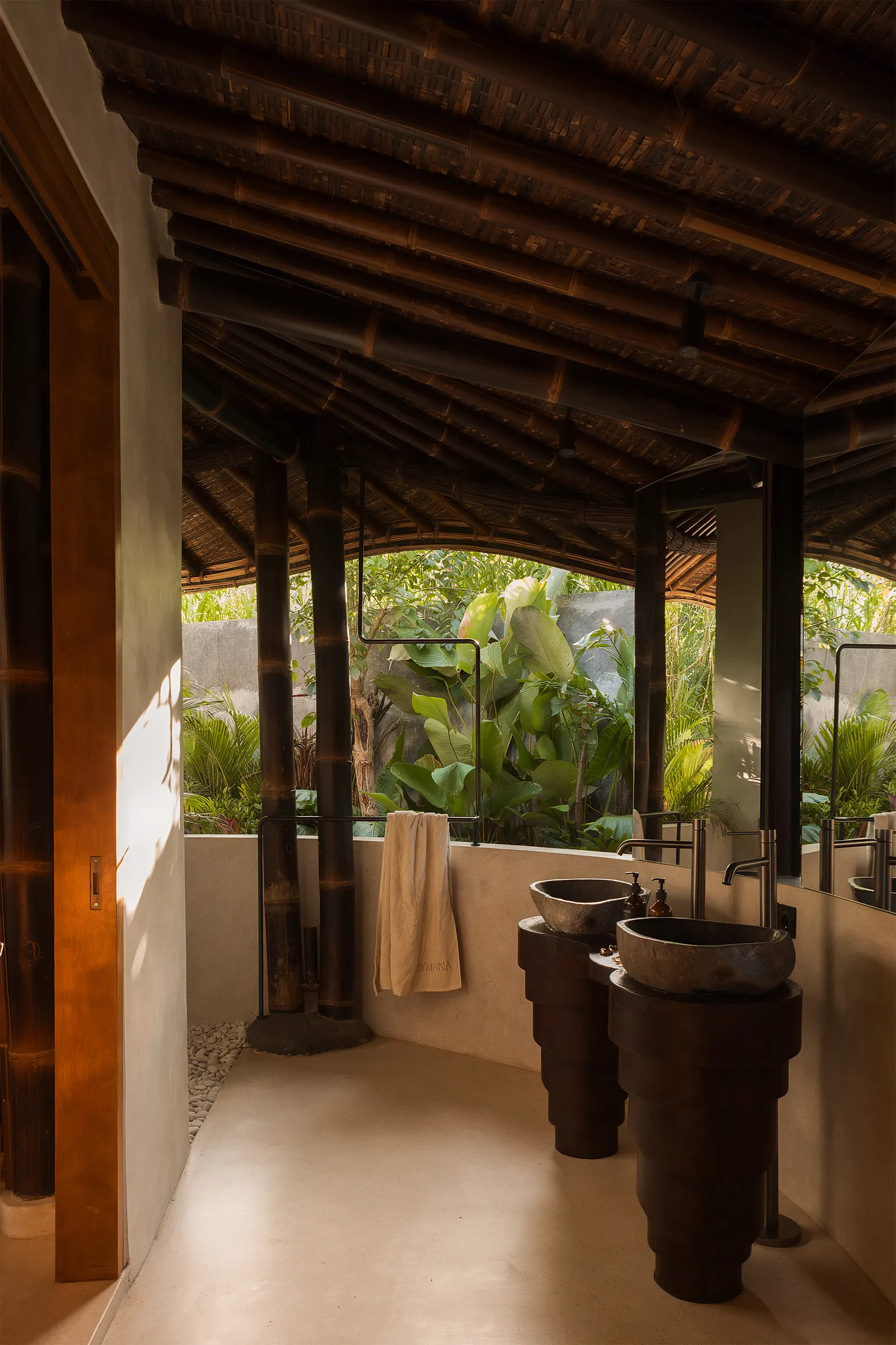Kaymana Bali – Fire Villa / Pablo Luna Studio