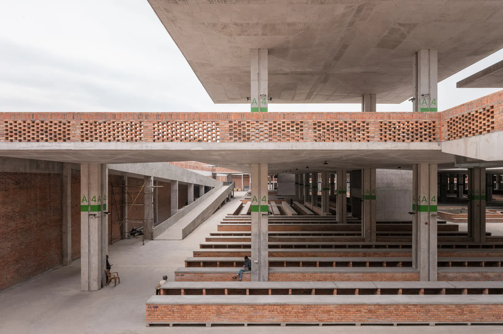 Центральный рынок Зандо в Киншасе / THINK TANK architecture