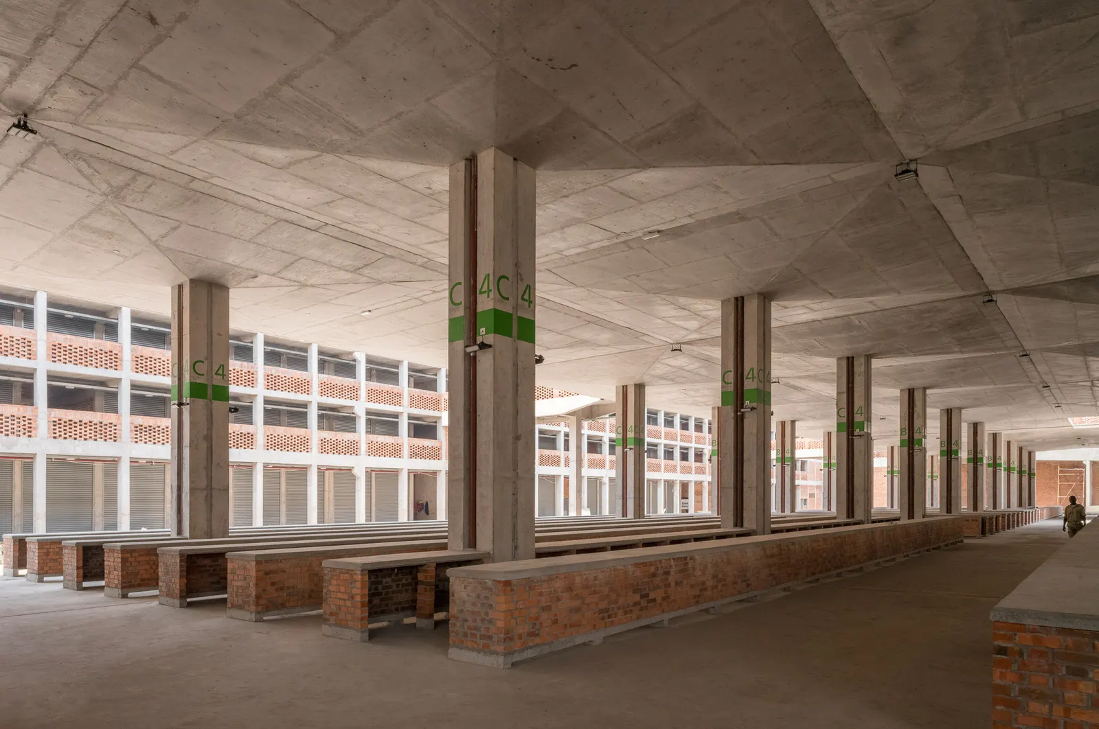 Центральный рынок Зандо в Киншасе / THINK TANK architecture