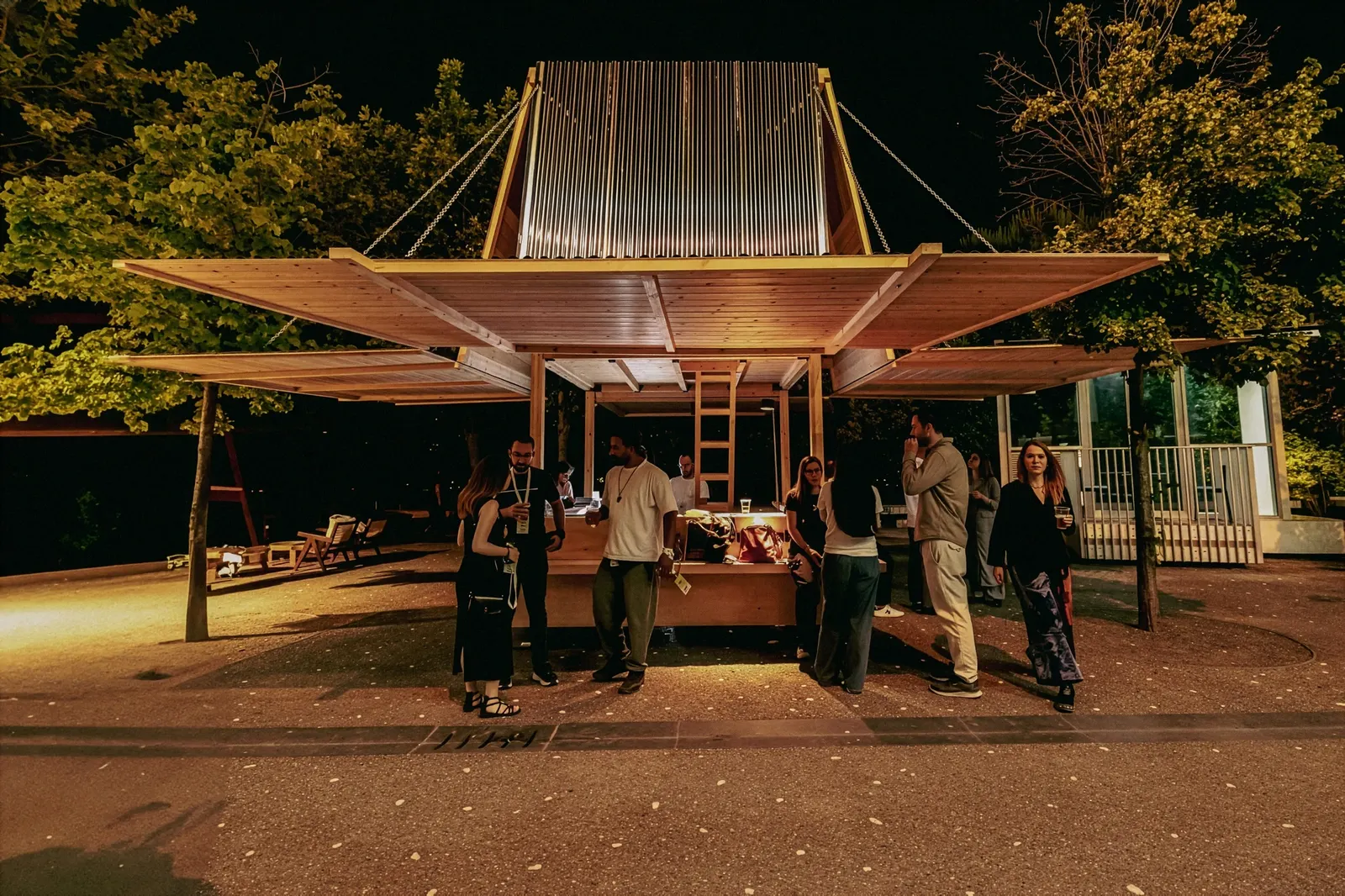 The Kiosk / CITYFÖRSTER — компактный сезонный павильон в Дерми