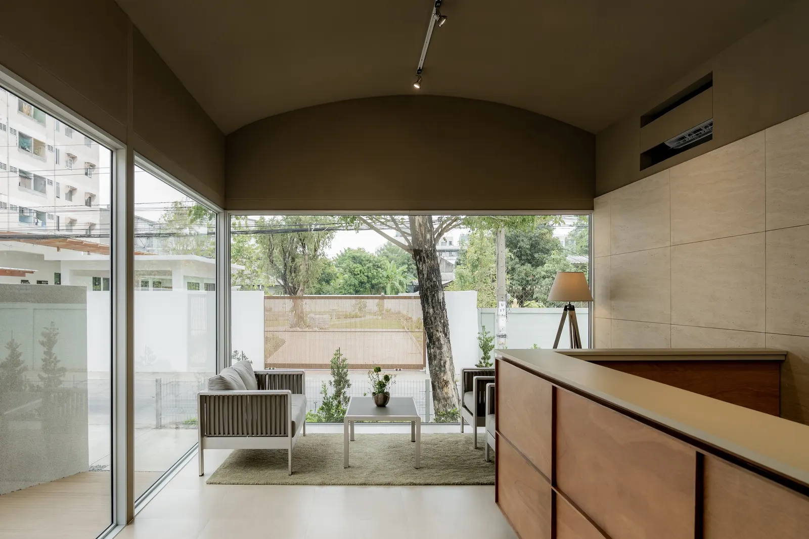 La Balance Clinic / Only Human