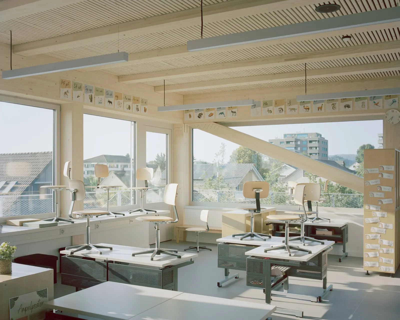 Школьное здание Bota Dürnten School Building / Lukas Raeber Architects