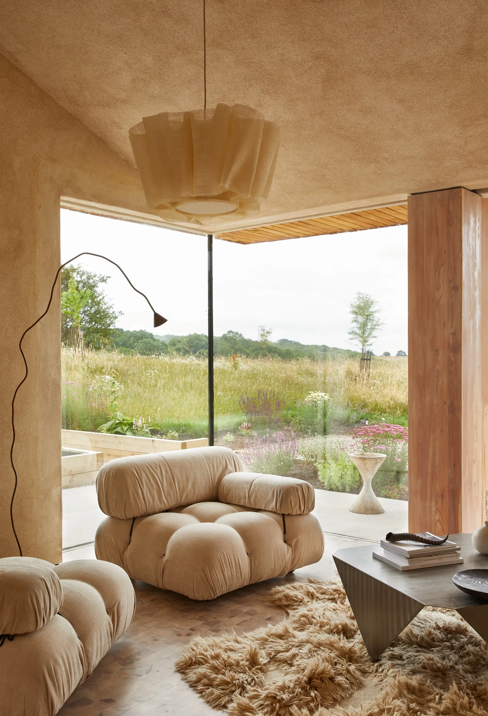 The Makers Barn Residence / HUTCH design: переосмысление бывшего птичника на сельской окраине Лондона