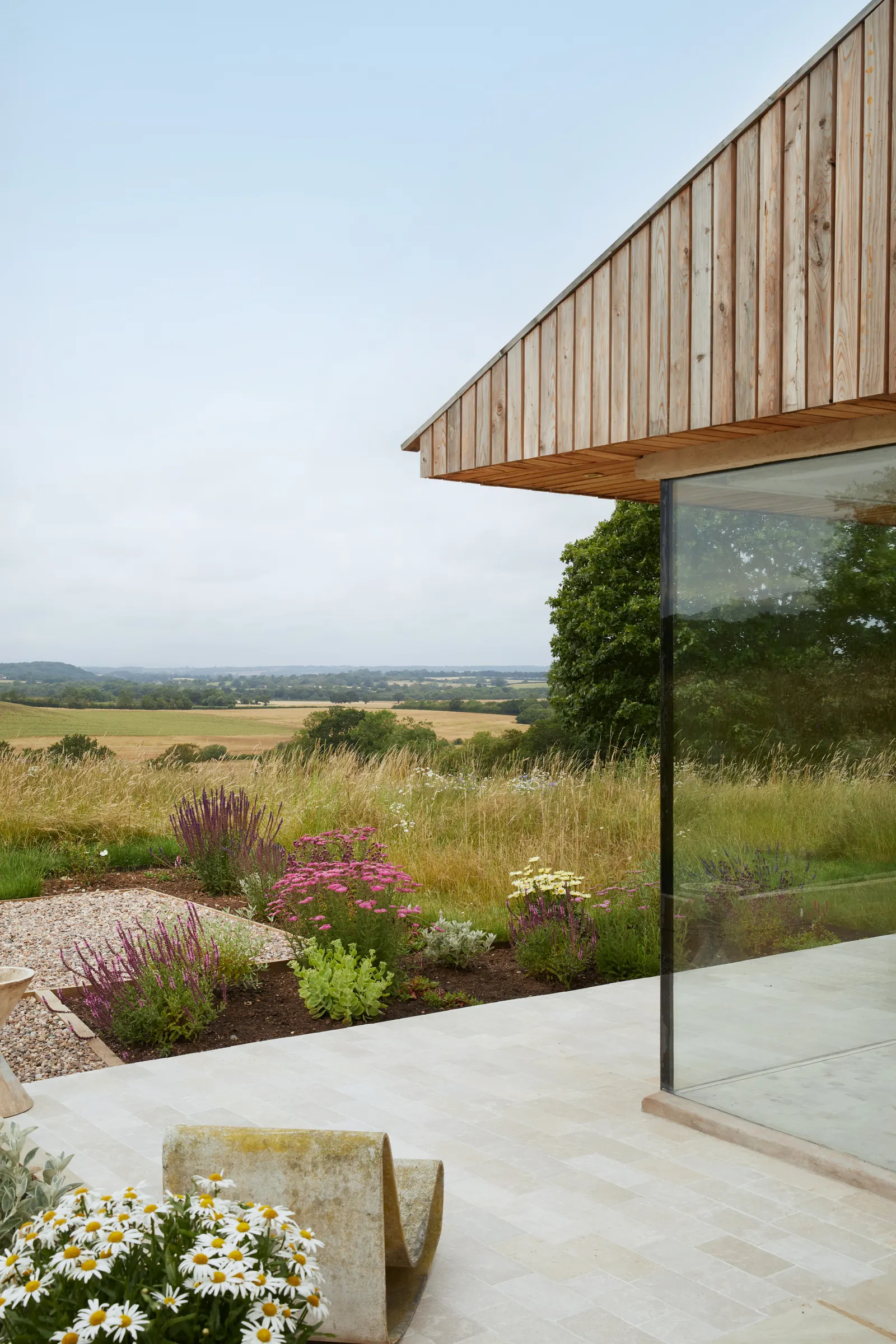 The Makers Barn Residence / HUTCH design: переосмысление бывшего птичника на сельской окраине Лондона