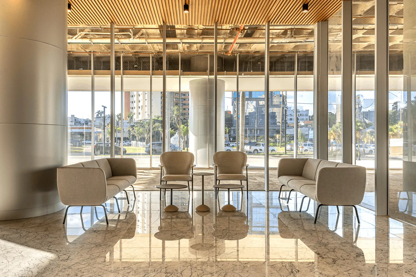 Plaza Corporate — North Tower / Biselli Katchborian Arquitetos