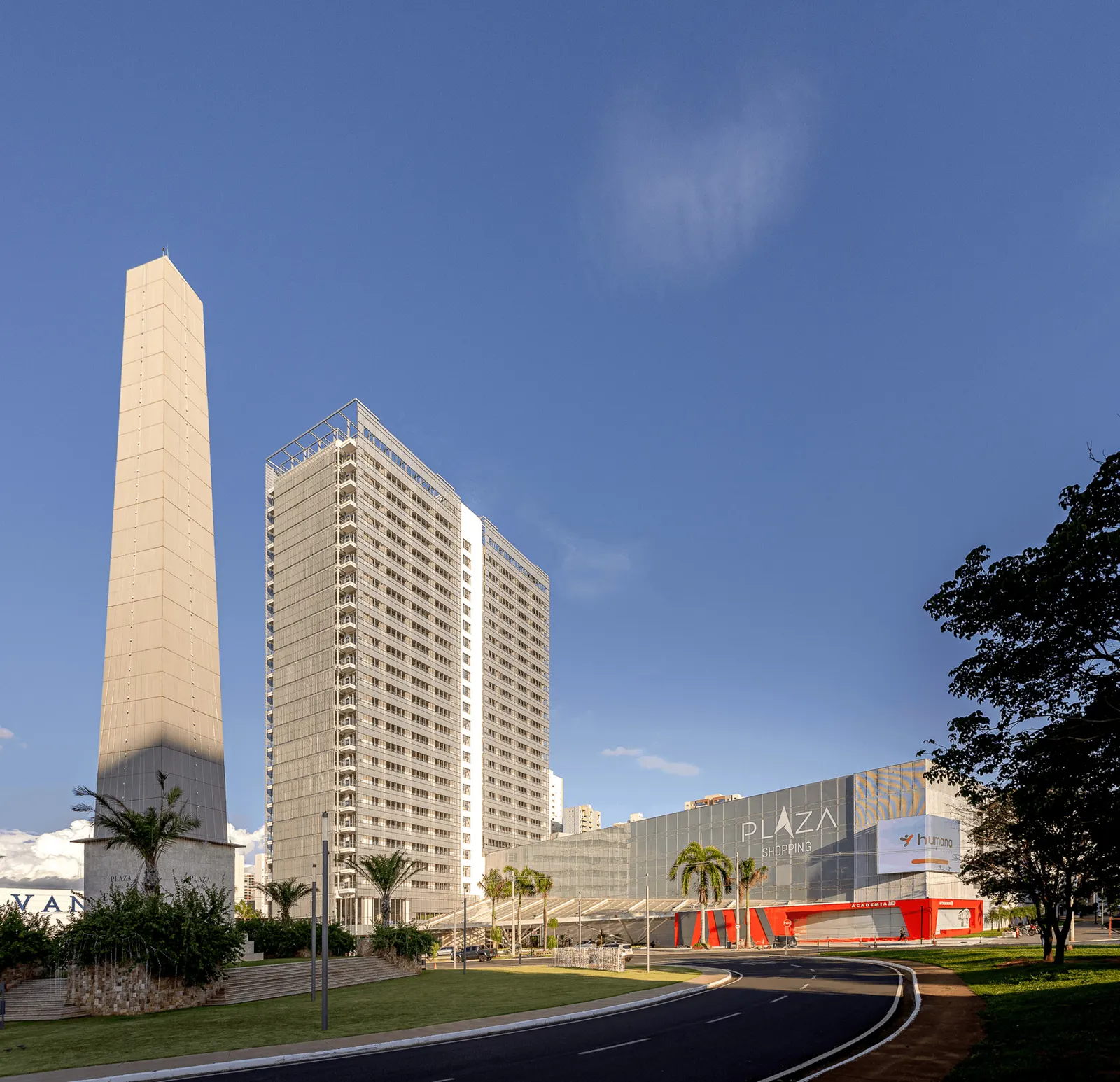 Plaza Corporate — North Tower / Biselli Katchborian Arquitetos