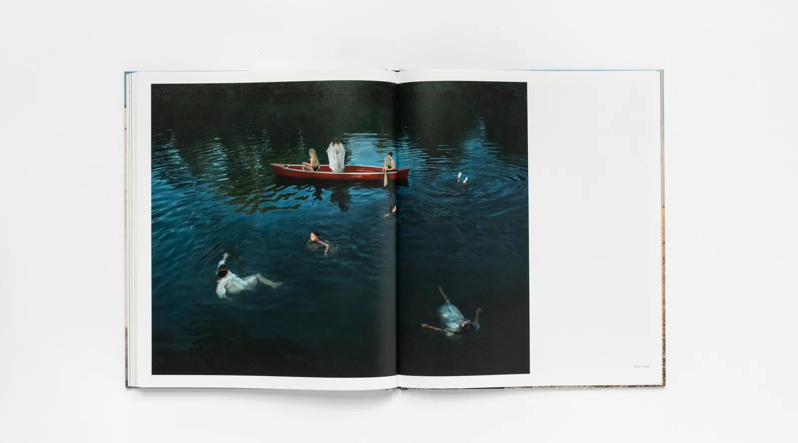 Midwest Materials: воспоминание об американском пригороде в фотографиях Julie Blackmon