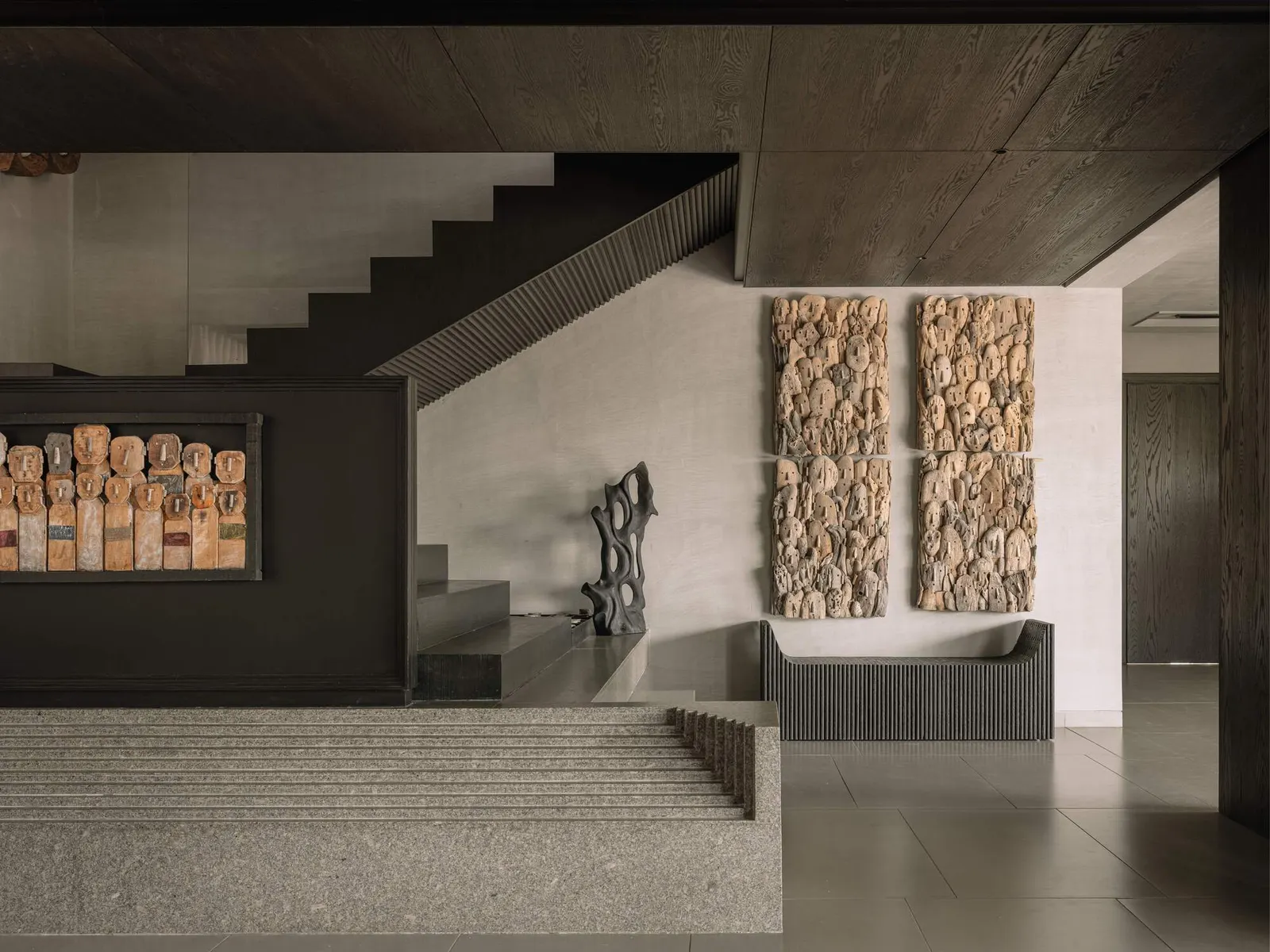 Weekend Villa / R+R Architects — вилла выходного дня в пригороде Ахмадабада