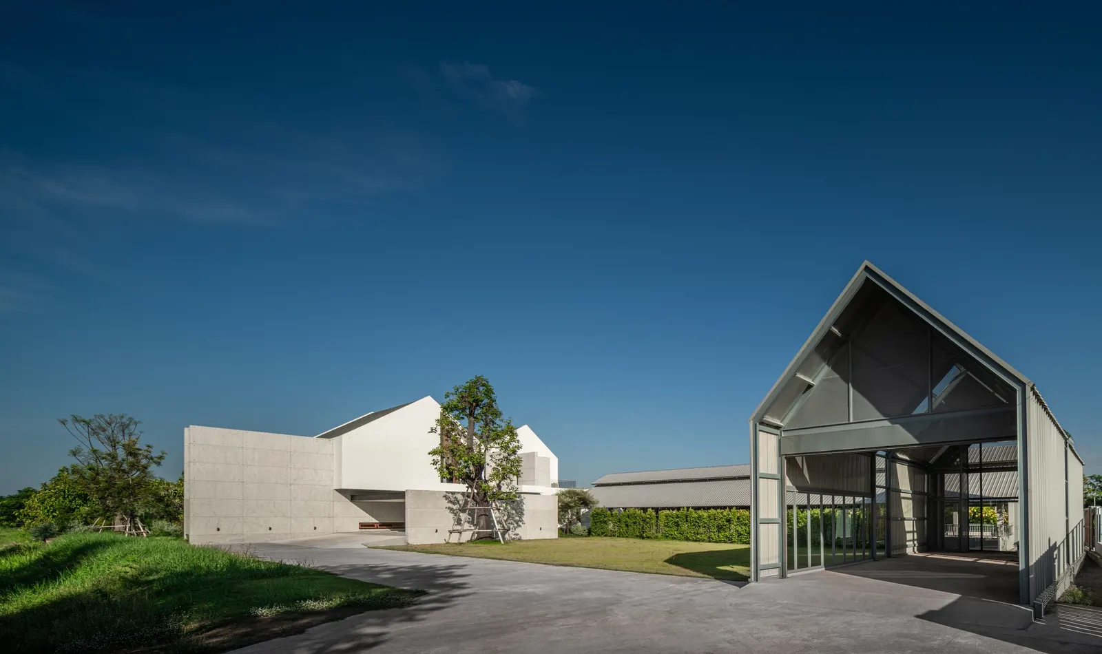 PIN’N PAN House / ForX Design Studio