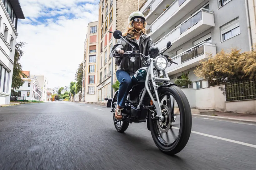 Royal Enfield представила Flying Flea C6: электромотоцикл для городской мобильности