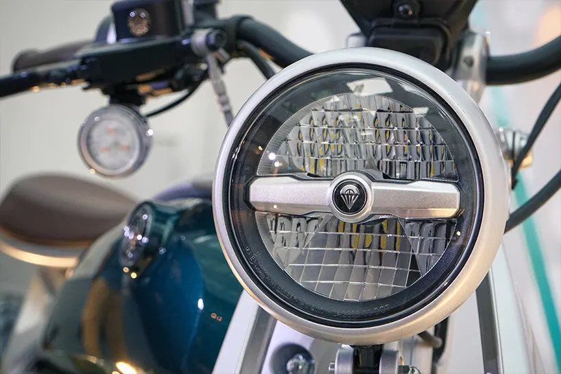Royal Enfield представила Flying Flea C6: электромотоцикл для городской мобильности