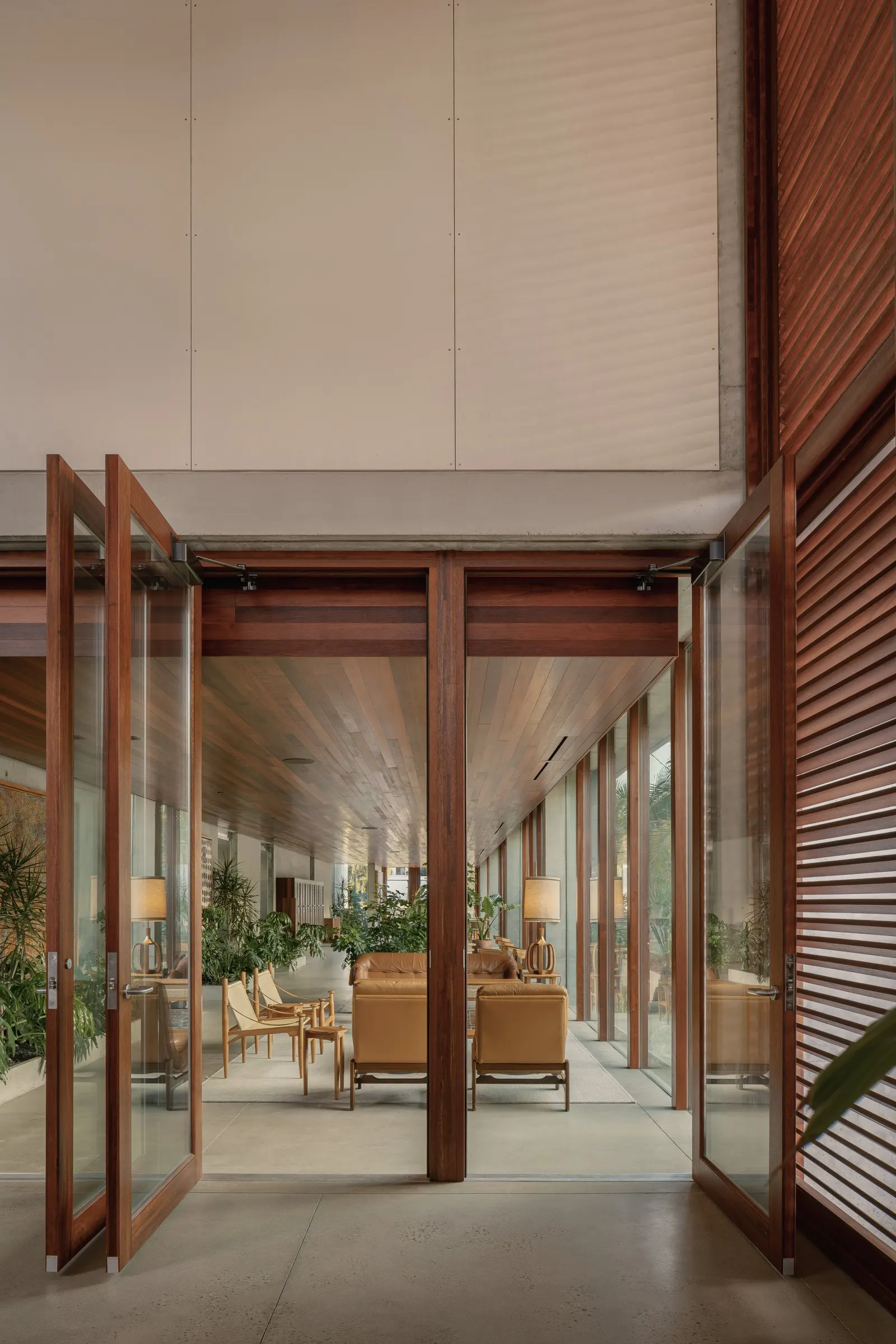 KAYA Building / Jeff Svitak