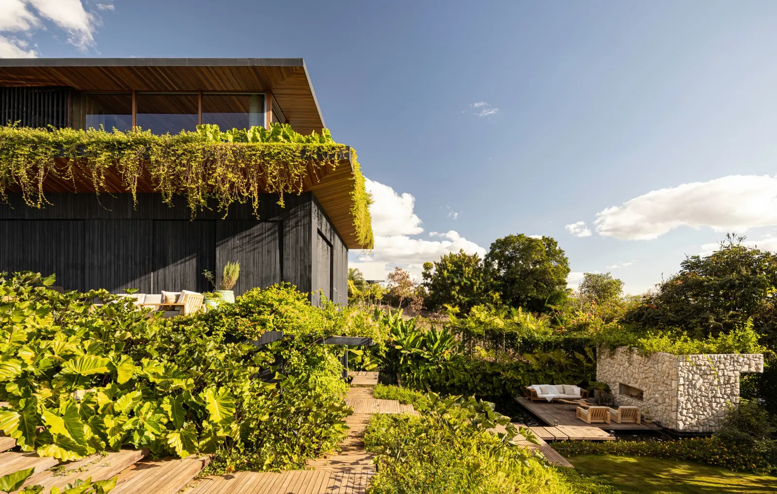 Vista House / Studio Gontijo Arquitetura