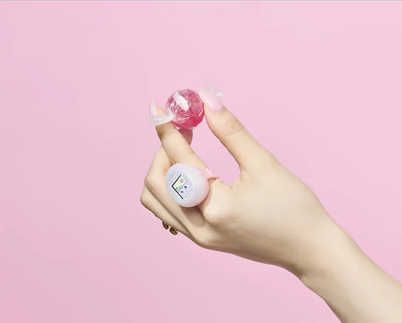 Tamagotchi превращается в кольцо: Bandai представила носимый формат с цветным экраном