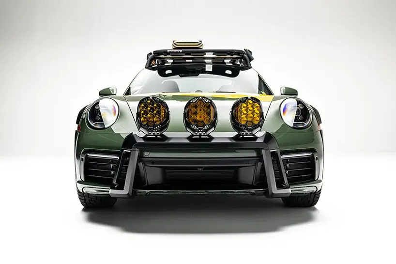 Tangent поднимает Porsche 911 на три дюйма для Urban Safari в Чикаго