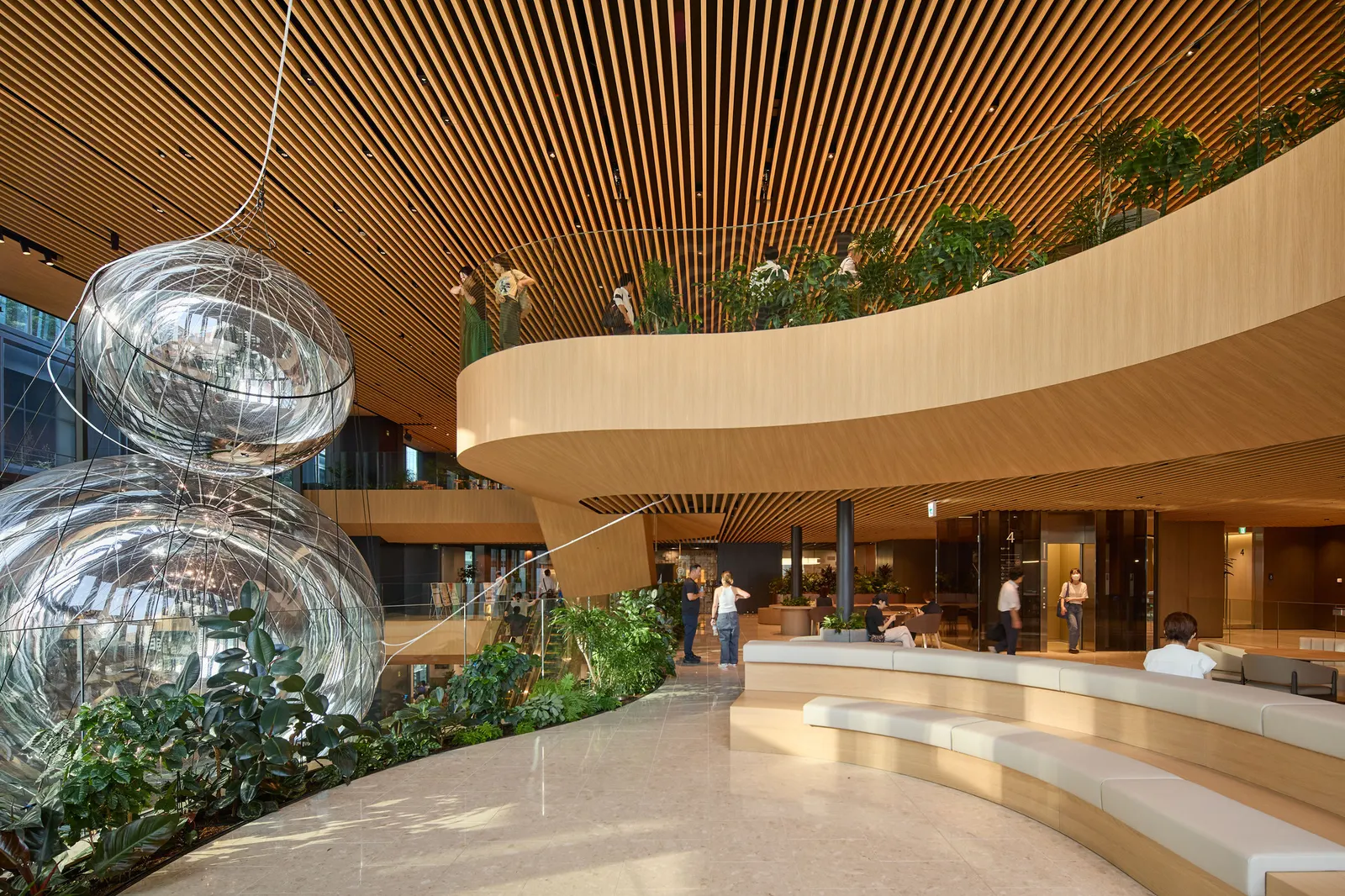 Tenjin Business Center II / OMA