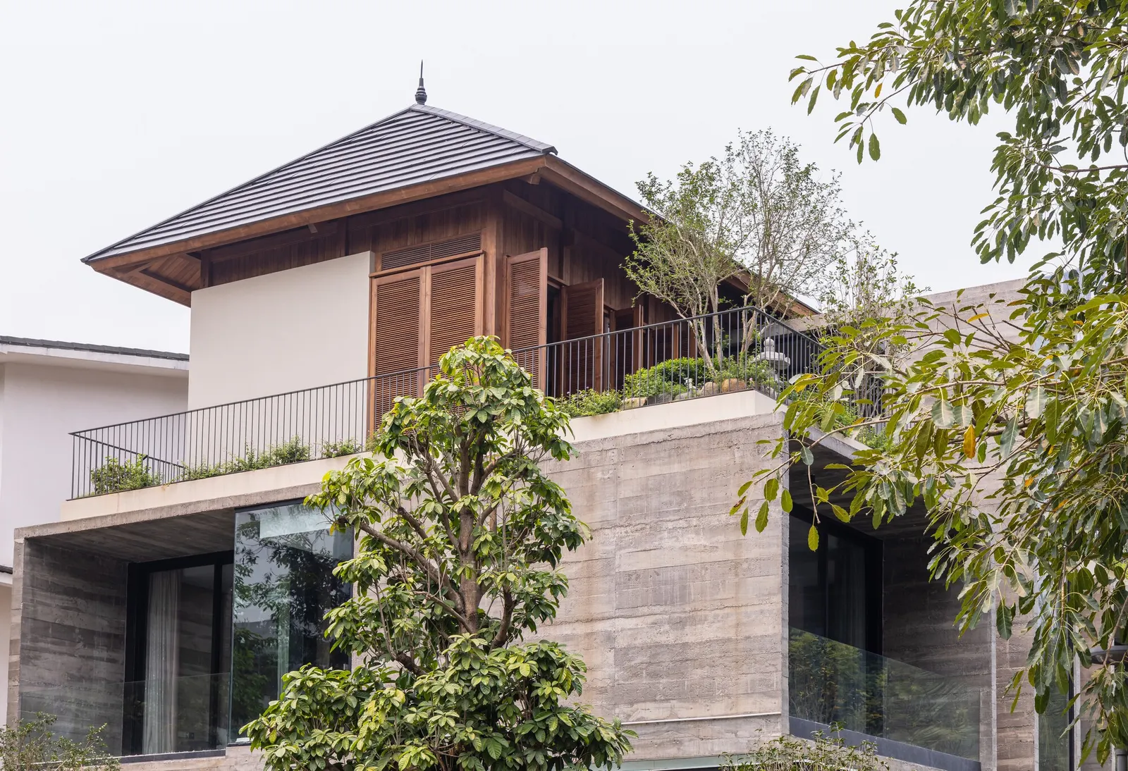 Dolphine Villa / Idee architects