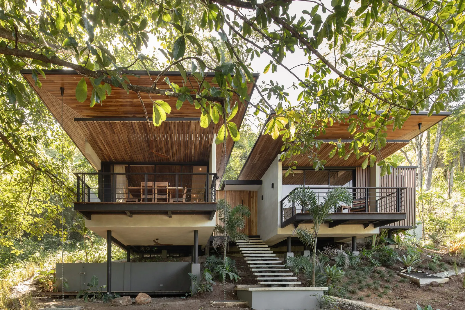 Villas Raices / Vince Studio