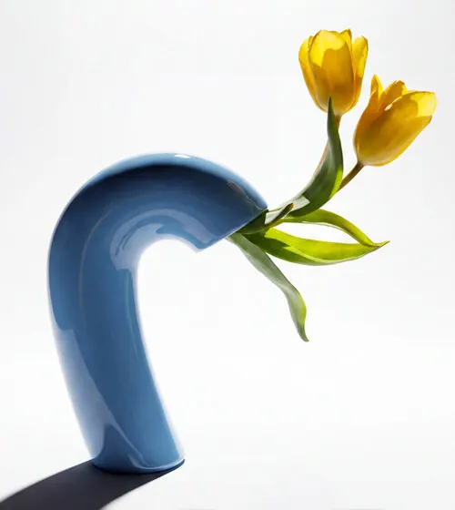 VITA Vase от HOUBI: ваза, которая показывает полный цикл жизни цветка