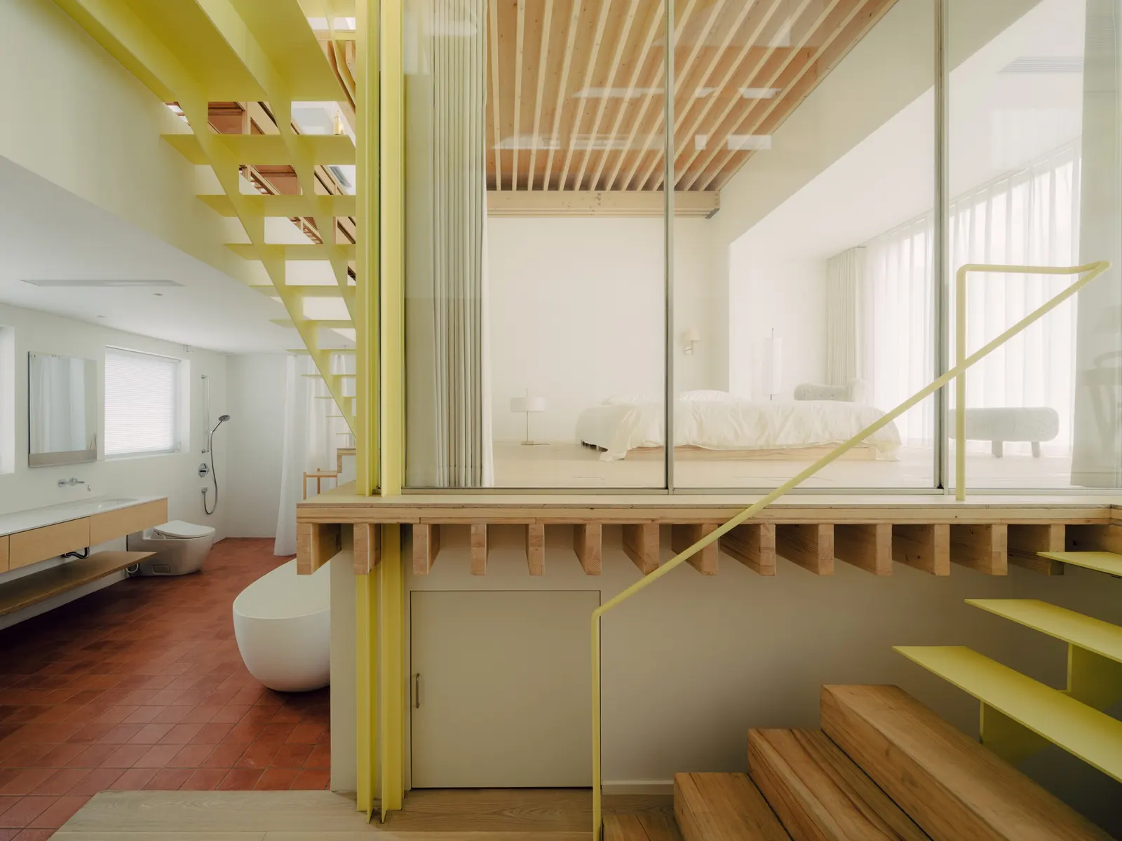 Split-Level Apartment / Shiye Architecture Design and Research Practice